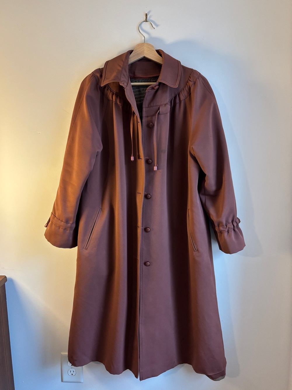 Vintage Forecaster of Boston trench coat in mauve (11/12)